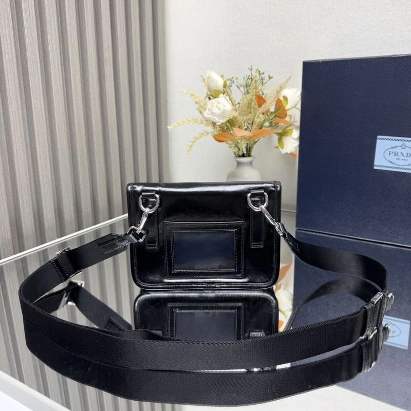 Resilient Prada Satchel Bags 60798