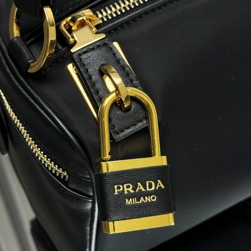 Prada Satchel Bags Attractive 60790