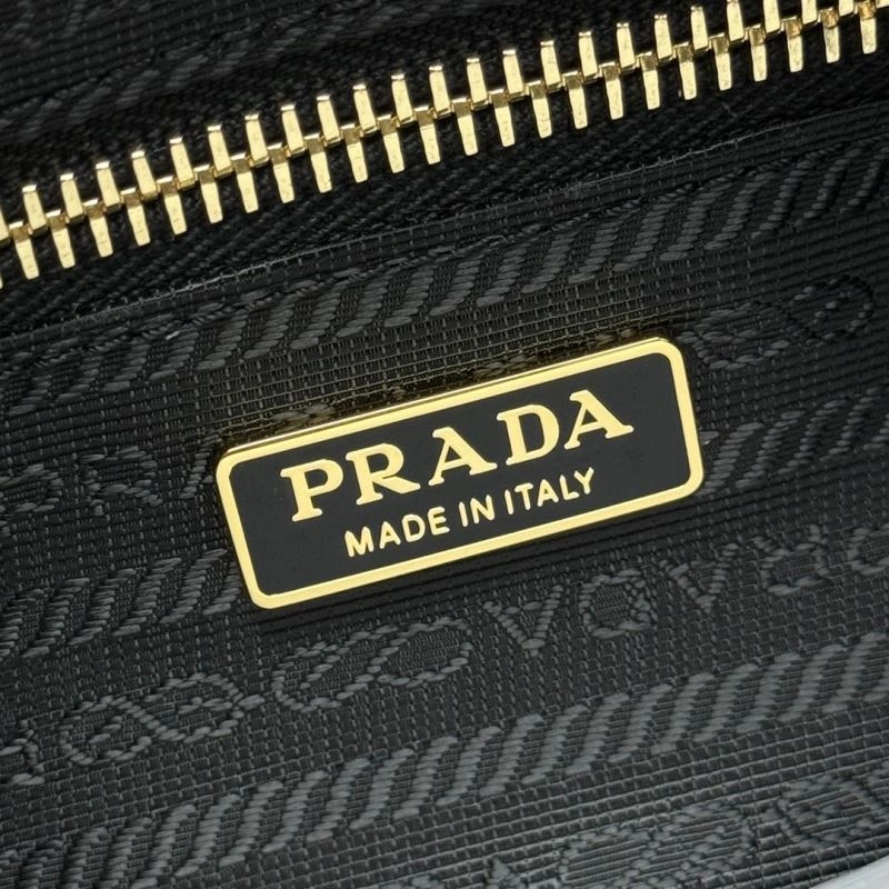 Prada Satchel Bags Attractive 60790