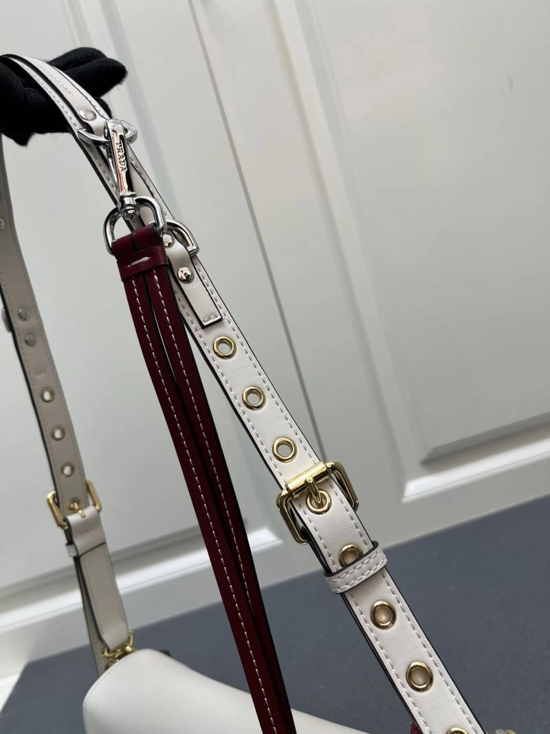 Timeless Prada Satchel Bags 82990
