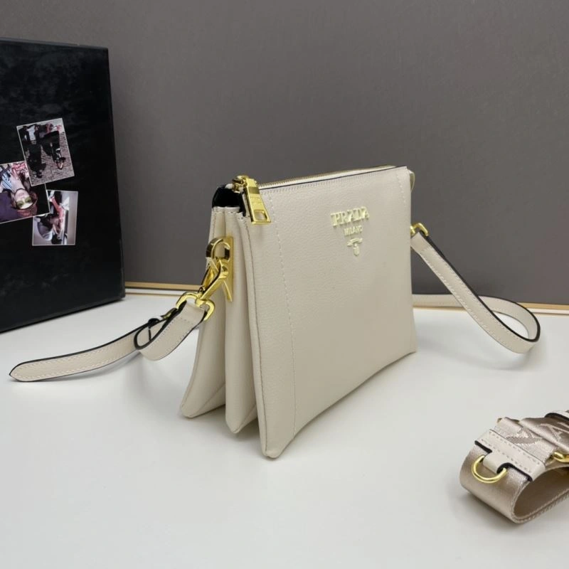 RelaxedFit Prada Satchel Bags 82947