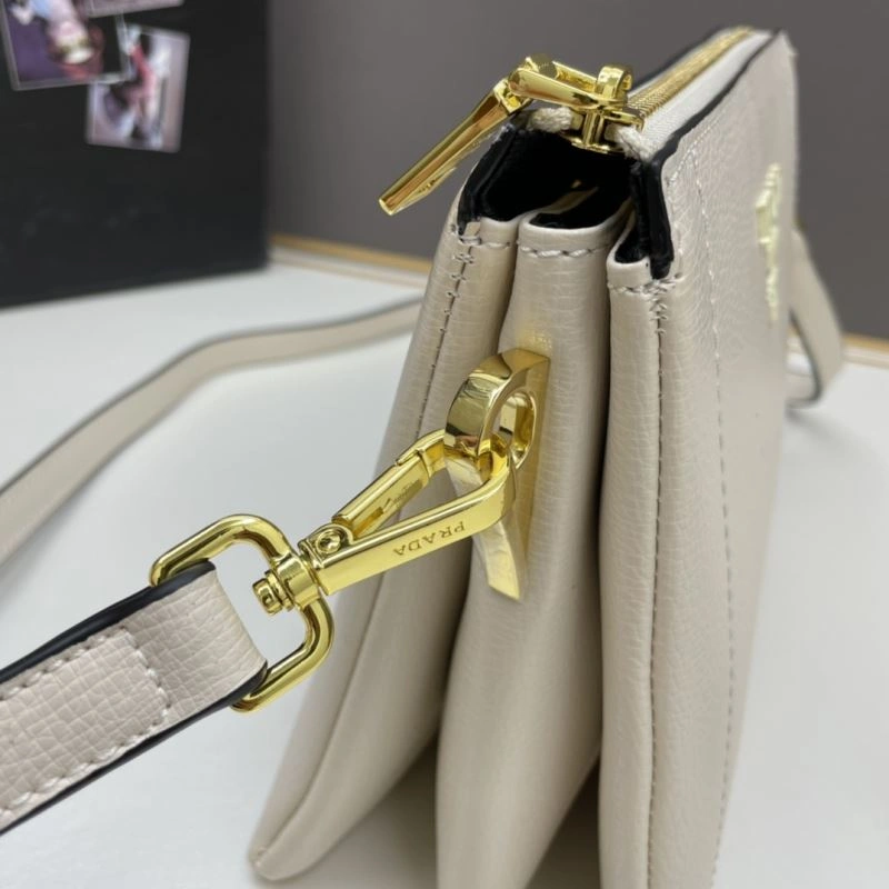 RelaxedFit Prada Satchel Bags 82947