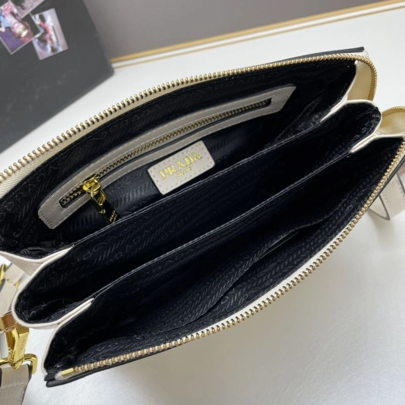 RelaxedFit Prada Satchel Bags 82947