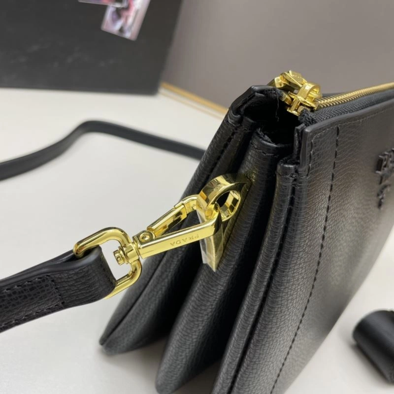 Breathable Prada Satchel Bags 82932