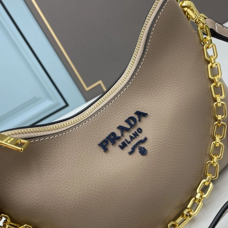 Supportive Prada Satchel Bags 82925