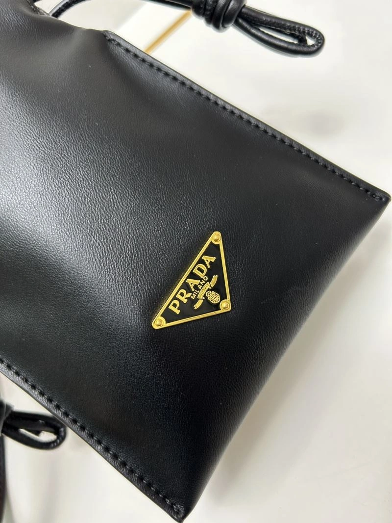 Prada Satchel Bags Attractive 82917