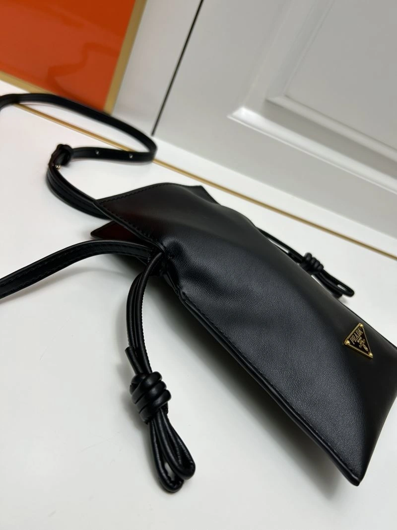 Prada Satchel Bags Attractive 82917
