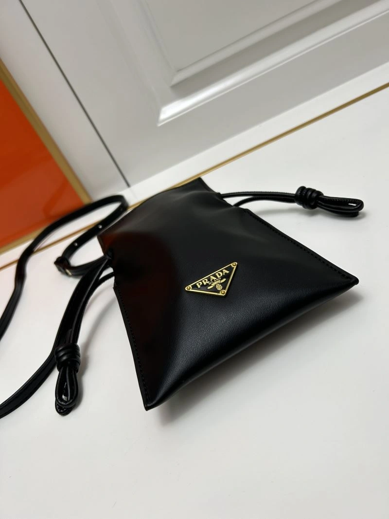 Prada Satchel Bags Attractive 82917