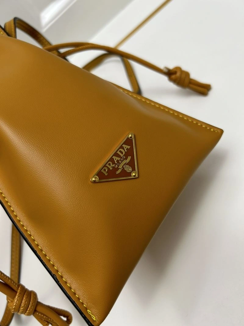 Minimalist Prada Satchel Bags 82908