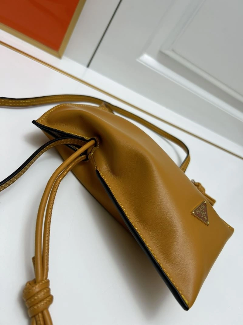 Minimalist Prada Satchel Bags 82908
