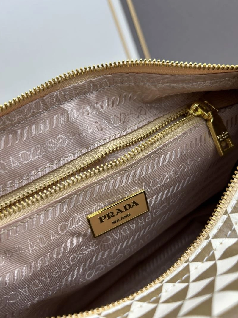 Prada Satchel Bags Bold 82904