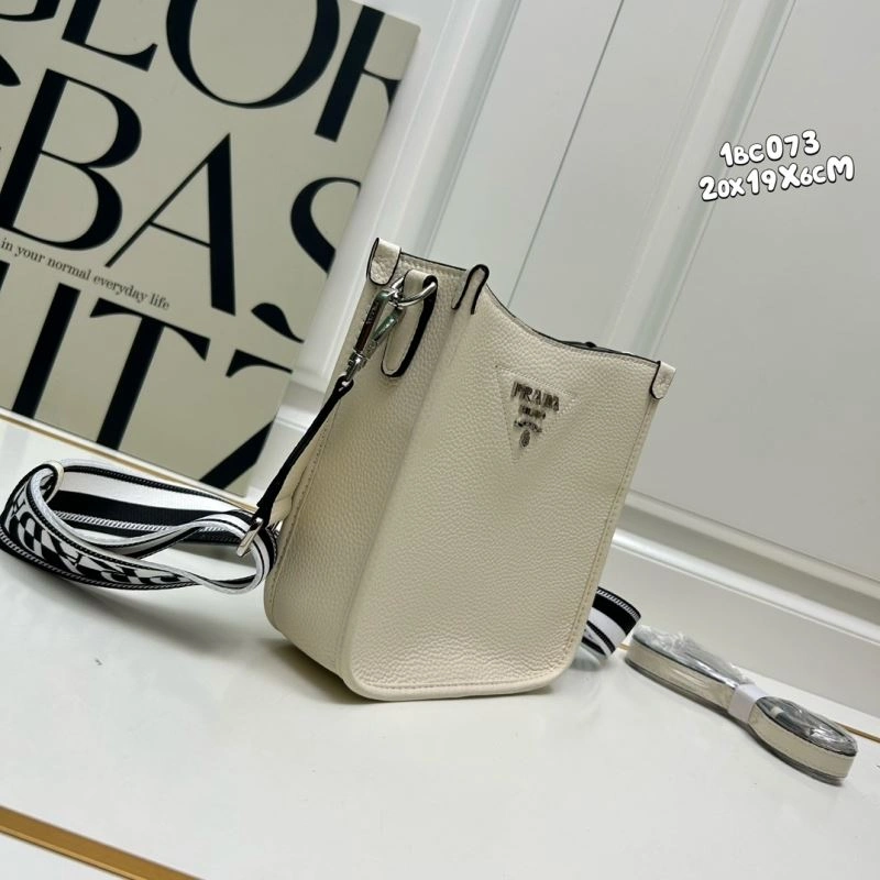 SmoothTexture Prada Satchel Bags 82893