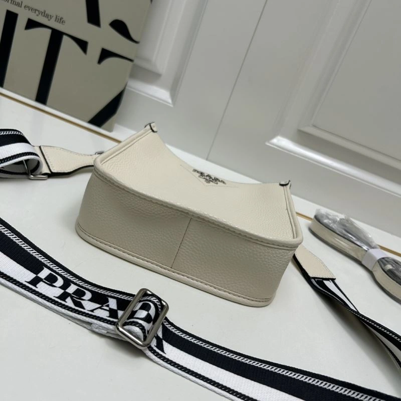 SmoothTexture Prada Satchel Bags 82893