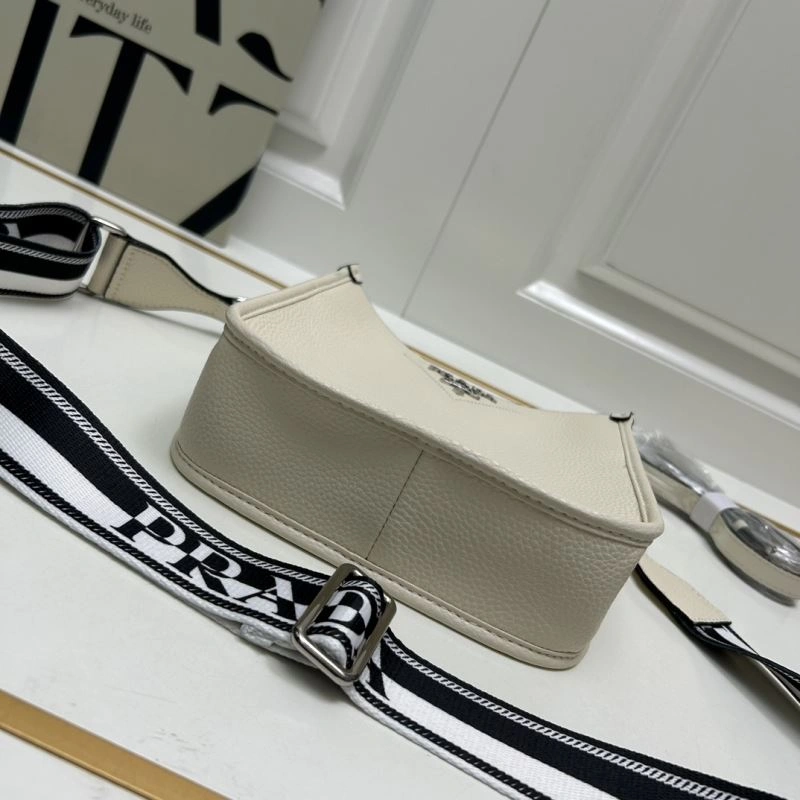 SmoothTexture Prada Satchel Bags 82893