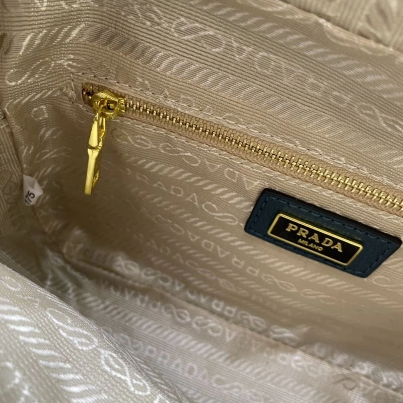 Prada Satchel Bags Neat 82983