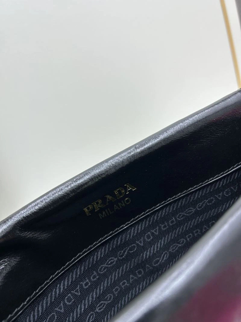 SmoothTexture Prada Satchel Bags 82829
