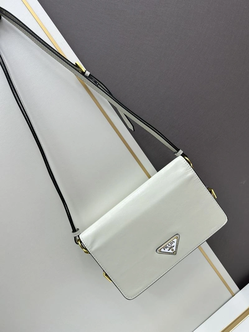 Timeless Prada Satchel Bags 82879