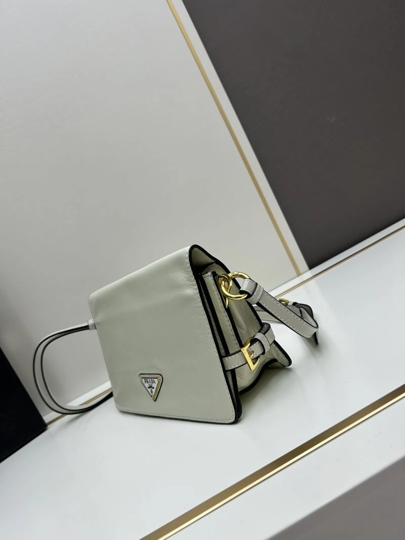 Timeless Prada Satchel Bags 82879