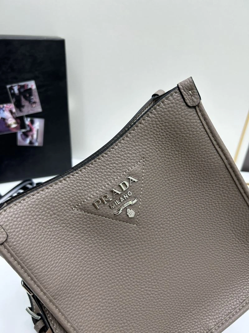 Prada Satchel Bags Popular 82811