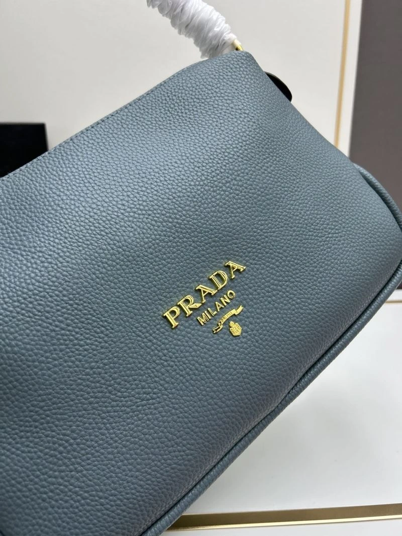 Effortless Prada Satchel Bags 82785