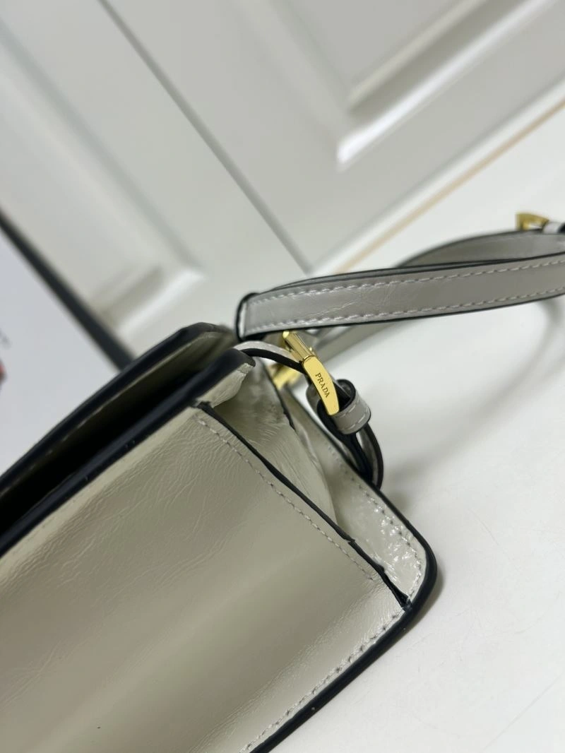 MoistureWicking Prada Satchel Bags 82772
