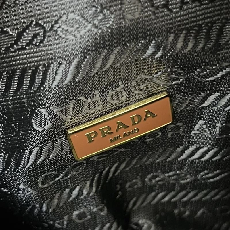 Prada Satchel Bags Casual 82777