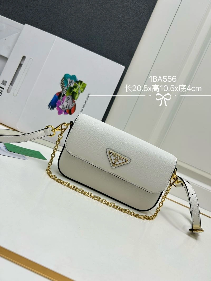 Breathable Prada Satchel Bags 82739