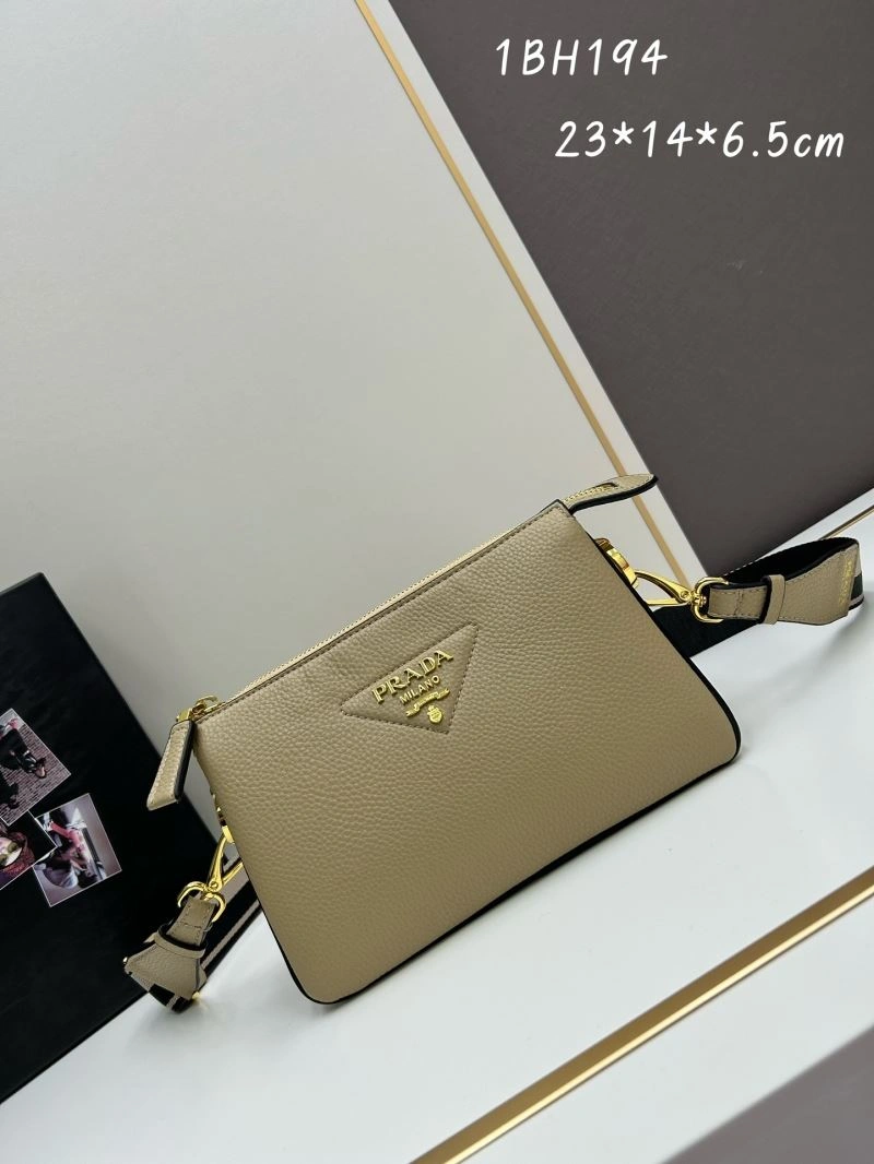 Prada Satchel Bags Sporty 82737