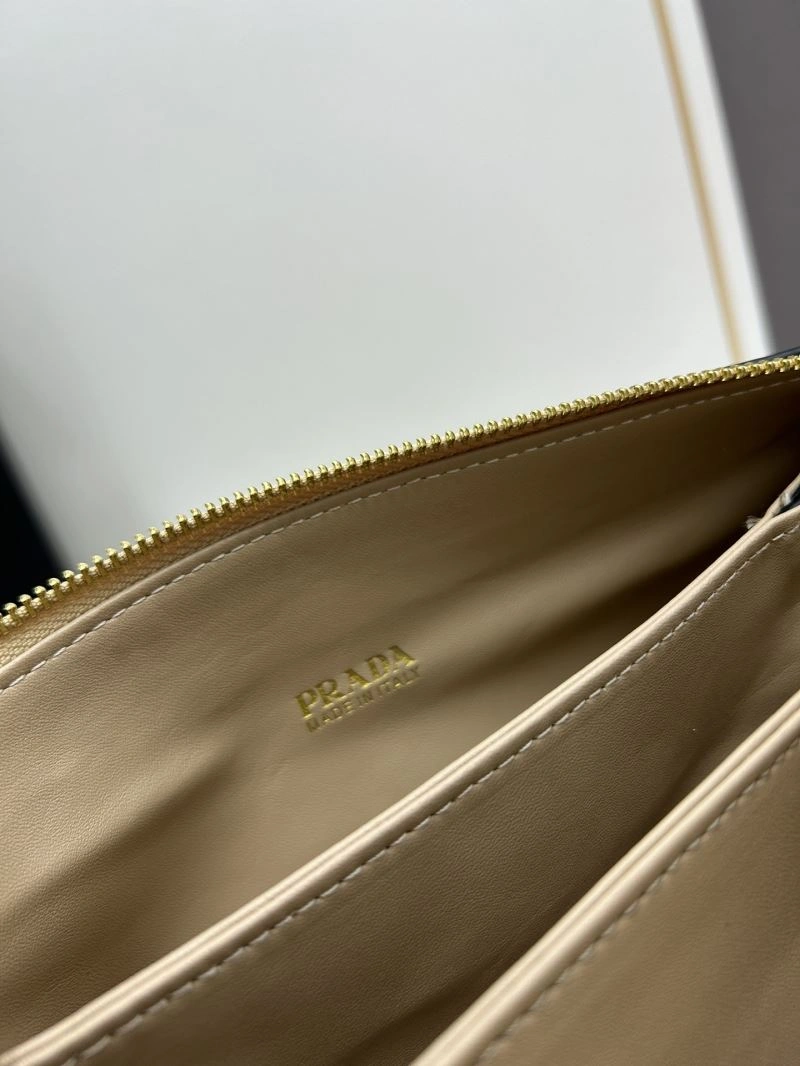 Prada Satchel Bags Sporty 82737