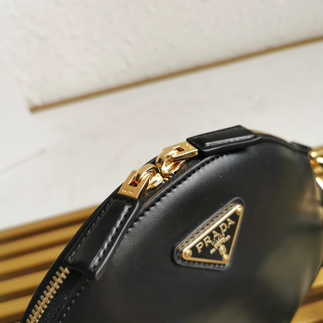 Chic Prada Satchel Bags 73615