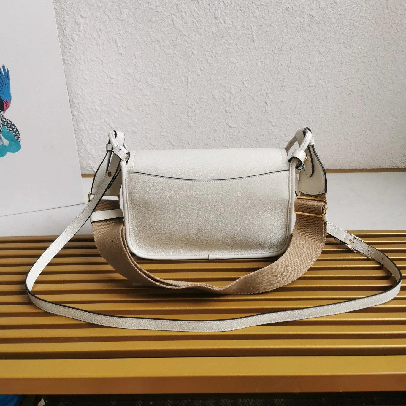 Prada Satchel Bags Snug 71588