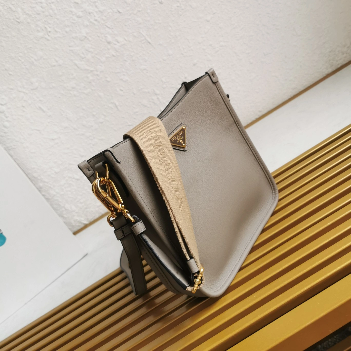 Refined Prada Satchel Bags 71589