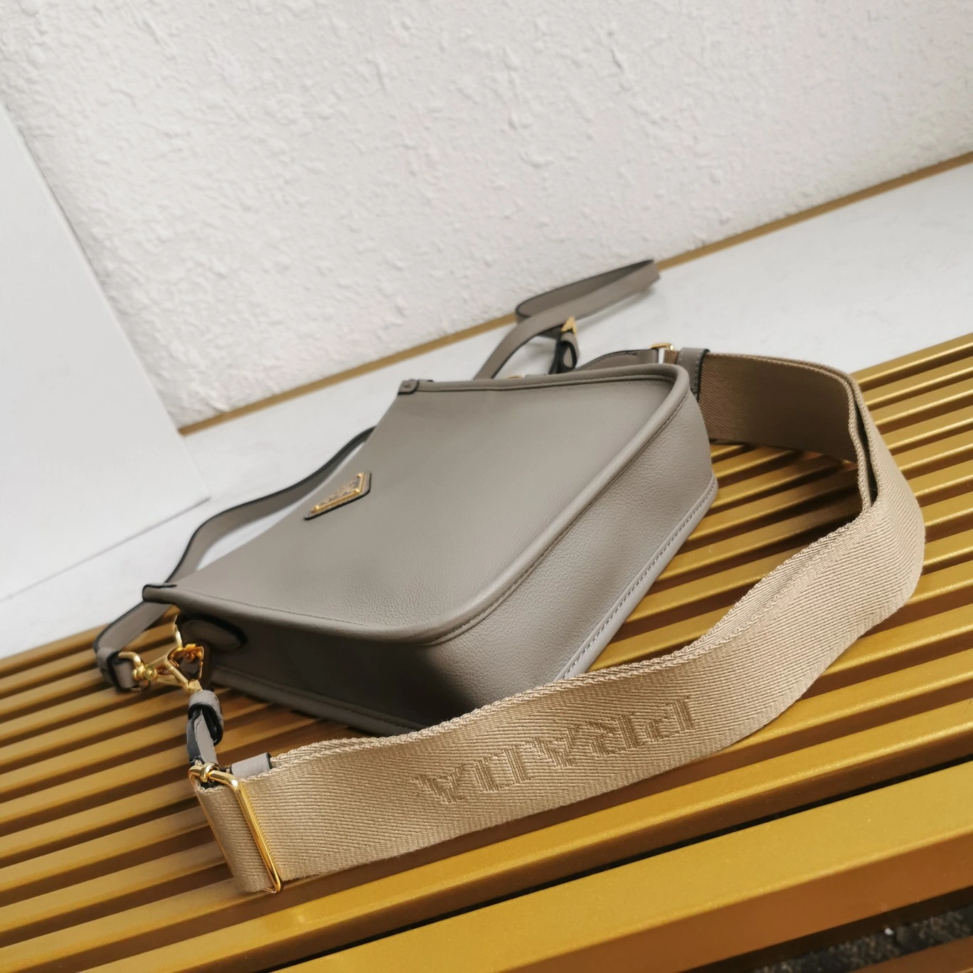Refined Prada Satchel Bags 71589