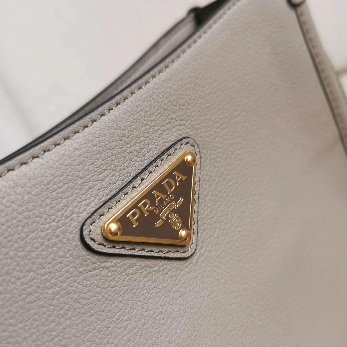 Refined Prada Satchel Bags 71589