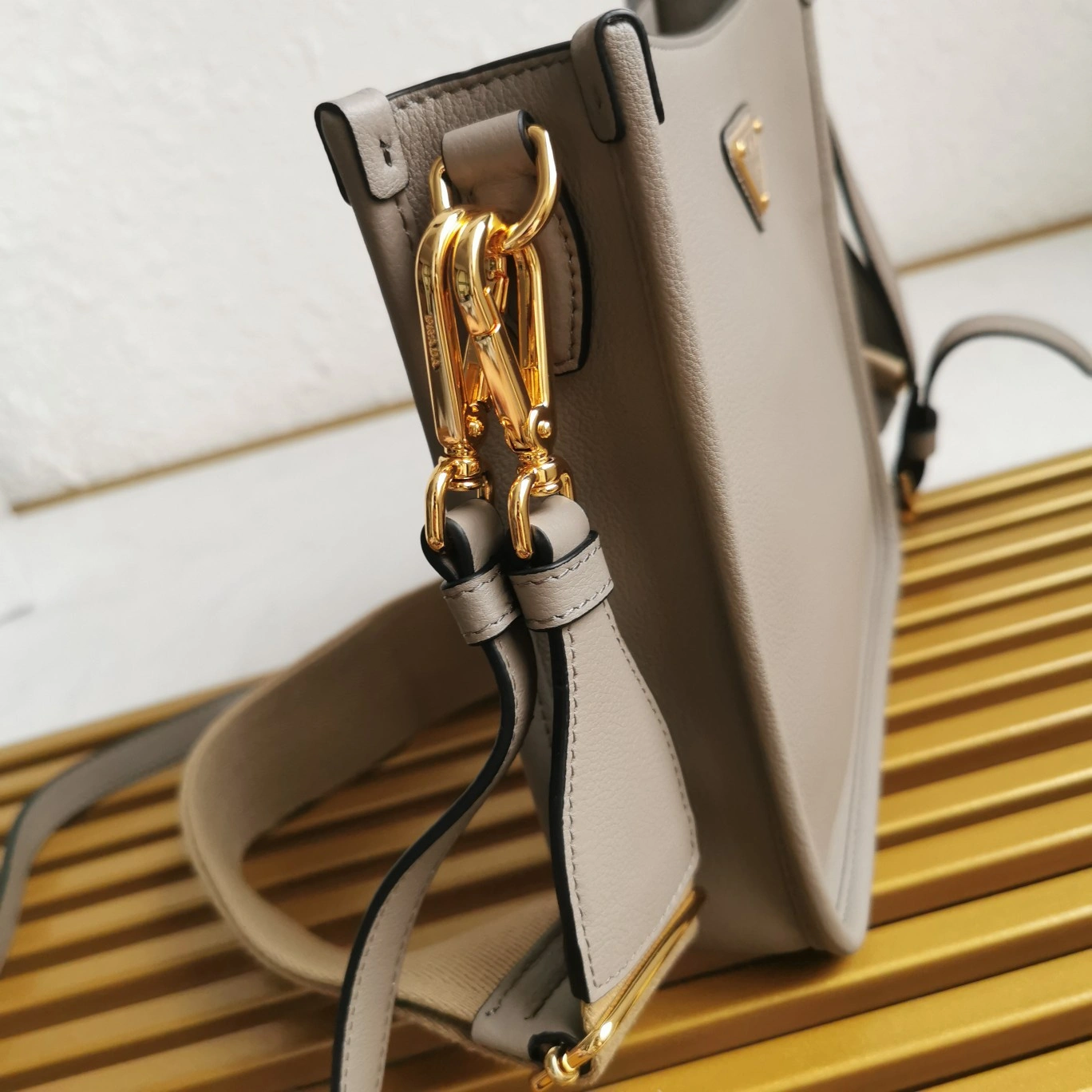 Refined Prada Satchel Bags 71589