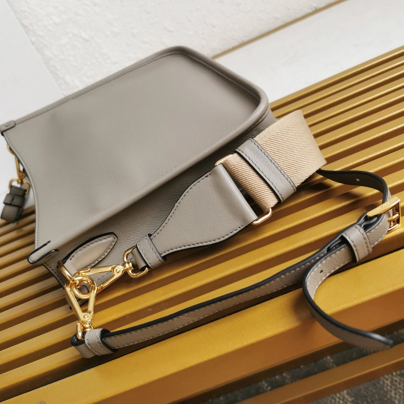 Refined Prada Satchel Bags 71589