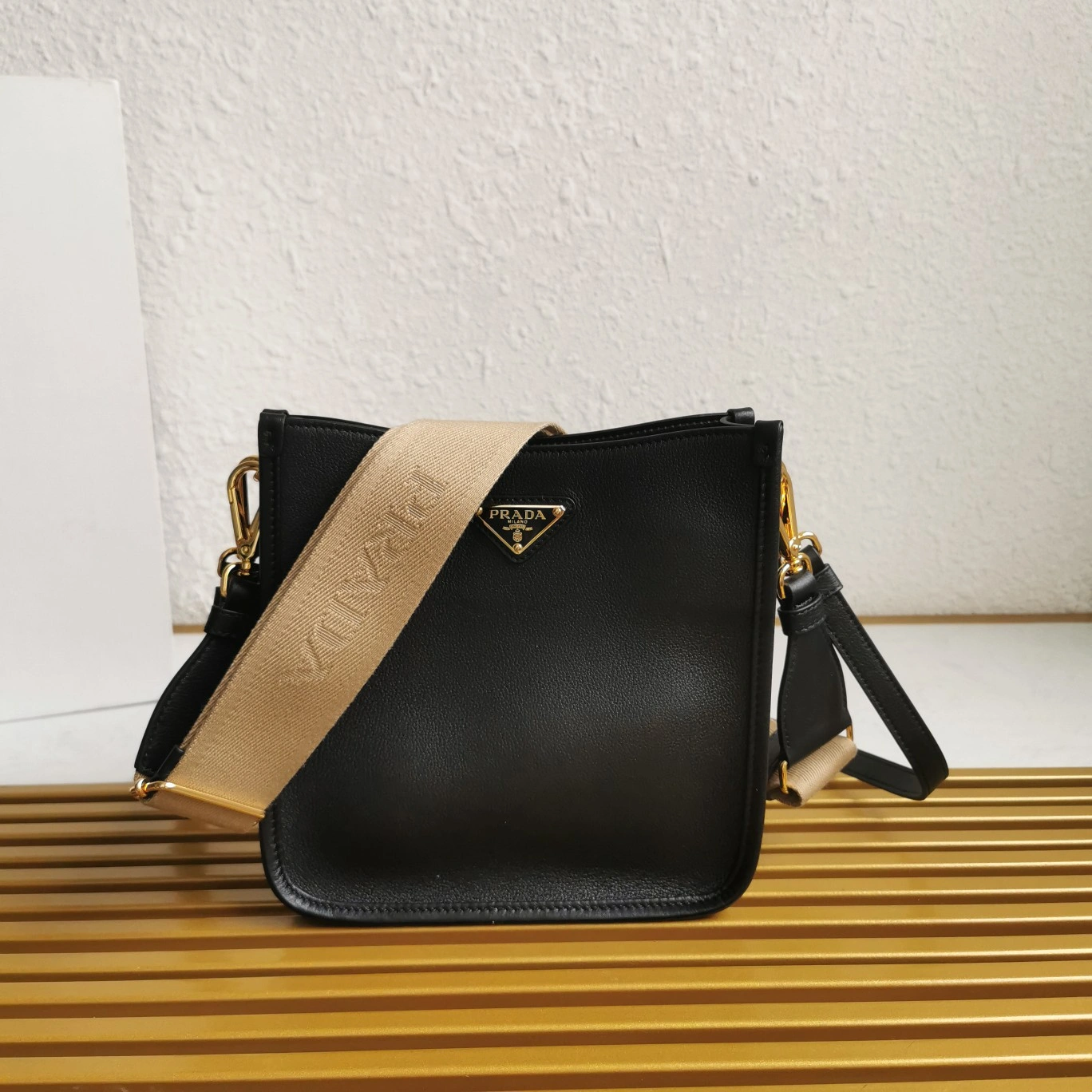 Prada Satchel Bags FreshLook 71583