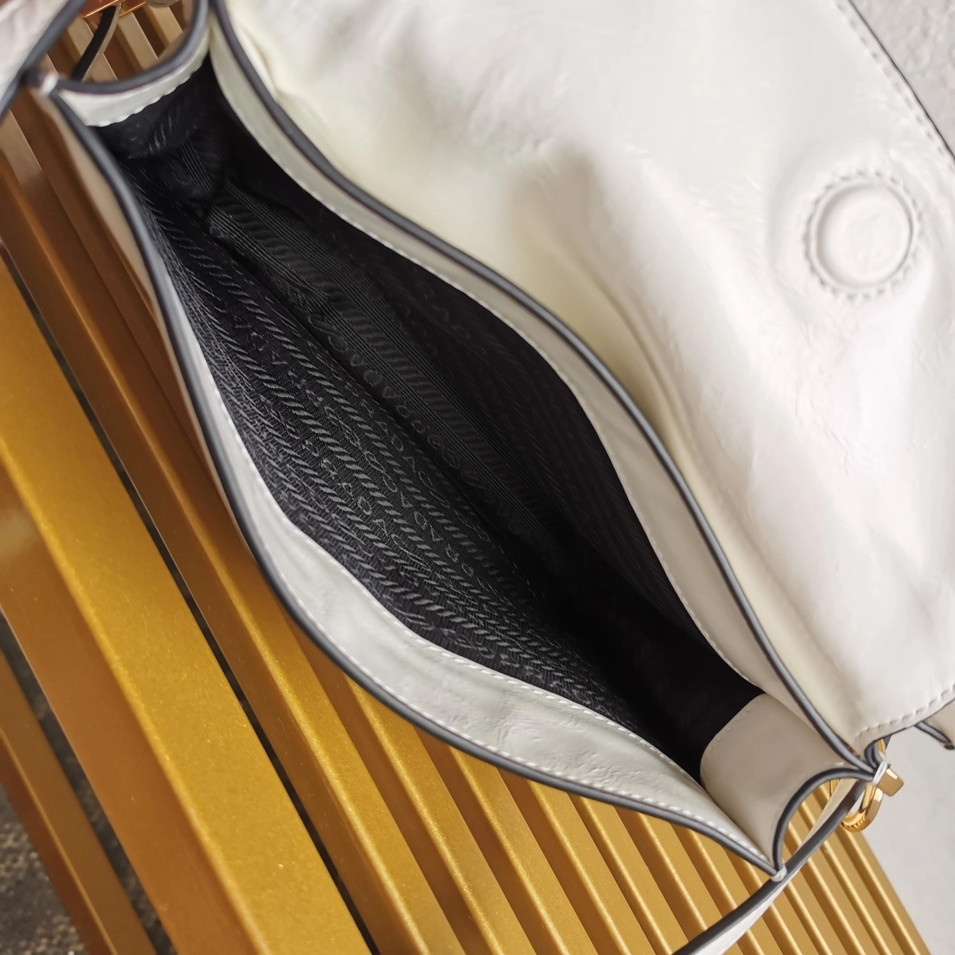 Popular Prada Satchel Bags 71572