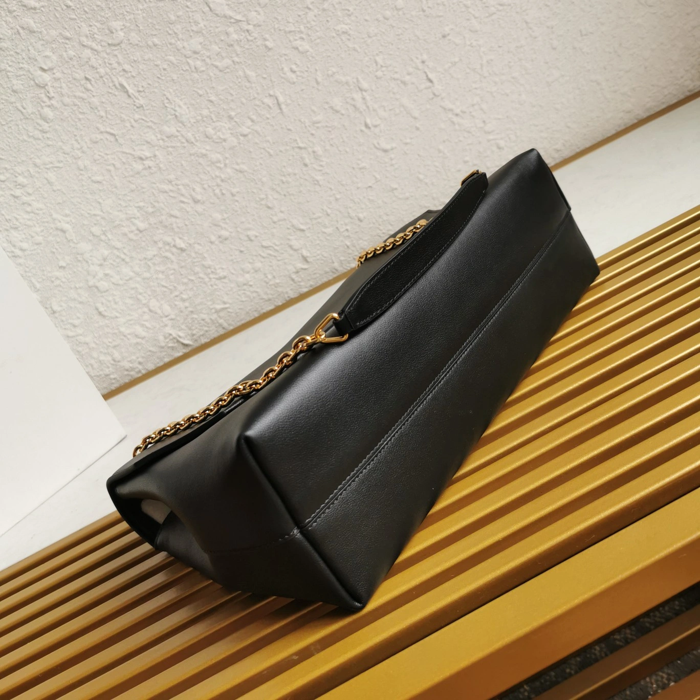 Prada Satchel Bags Popular 71569