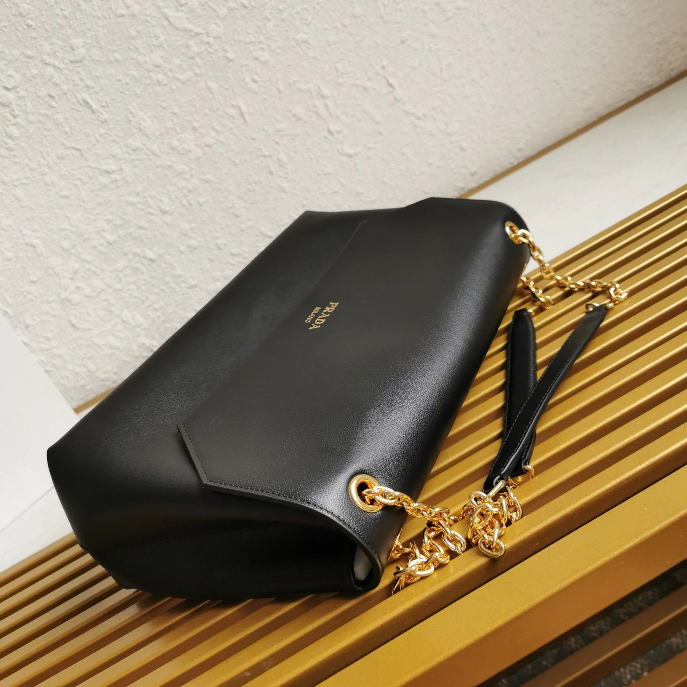 Prada Satchel Bags Popular 71569