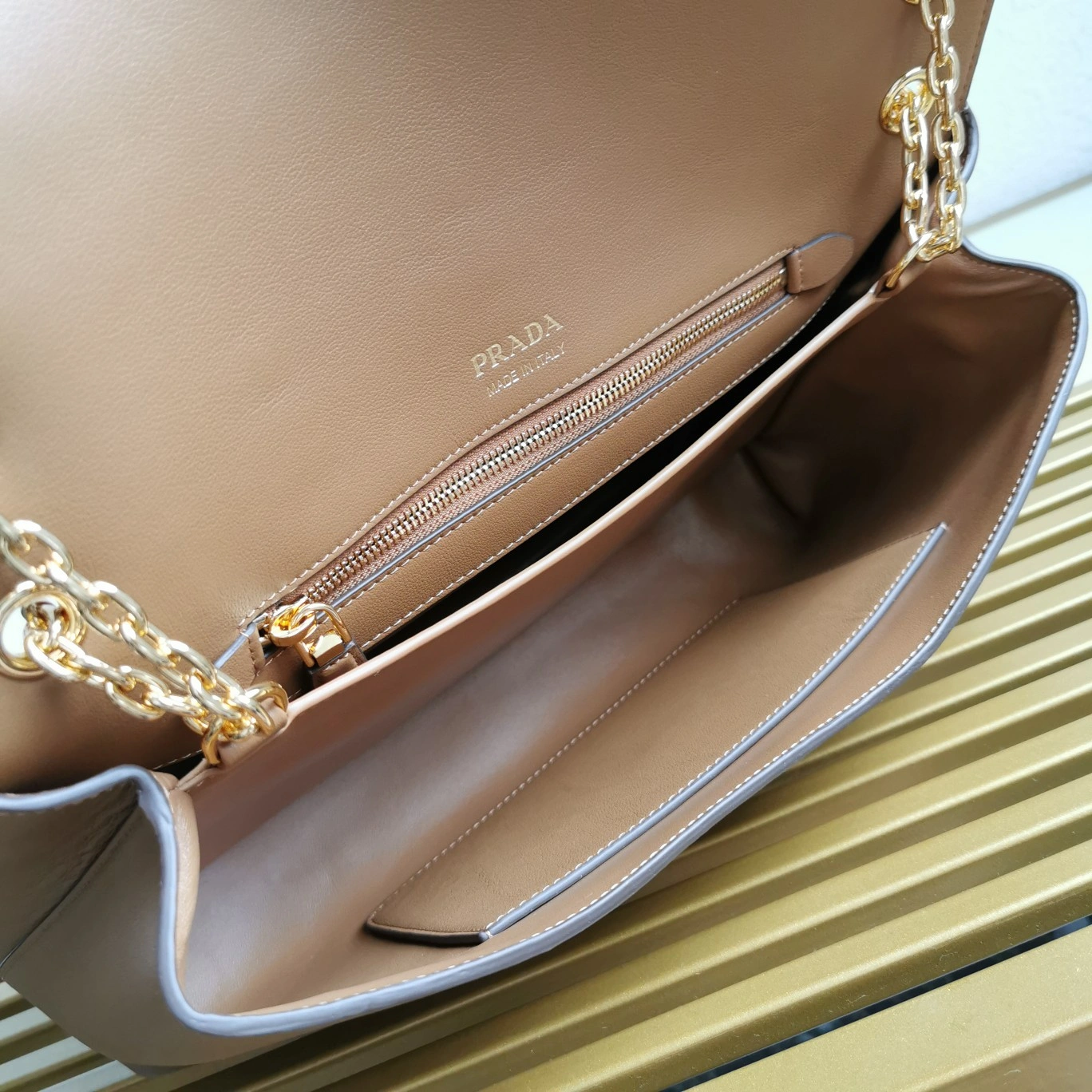 Prada Satchel Bags EyeCatching 71603