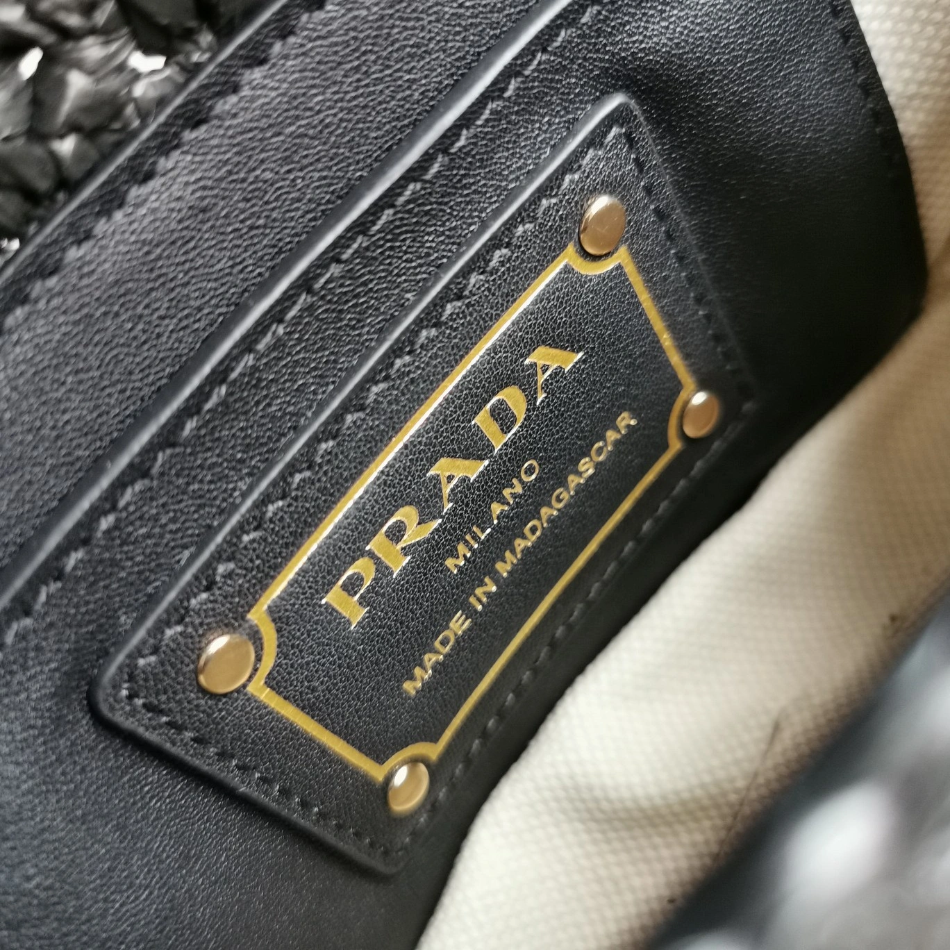 Prada Satchel Bags Comfortable 71564