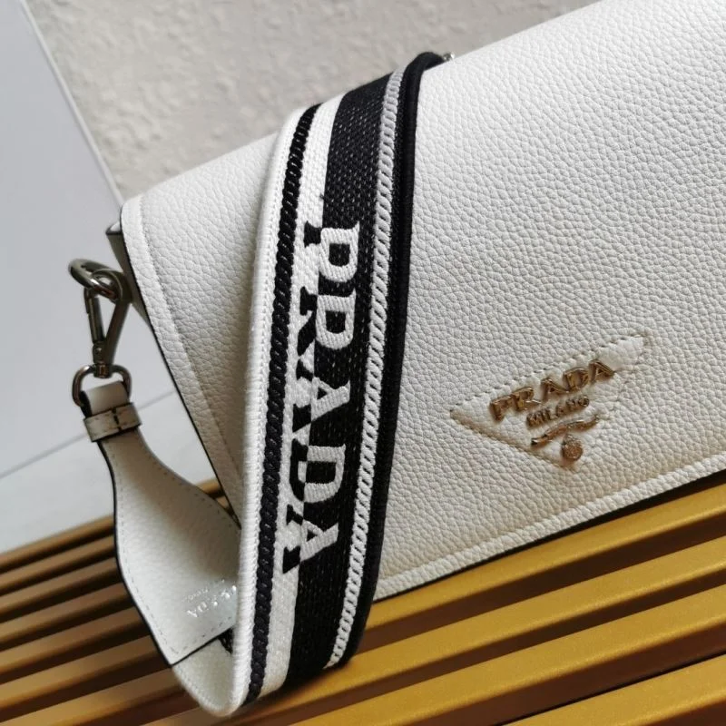 Prada Satchel Bags EyeCatching 45040
