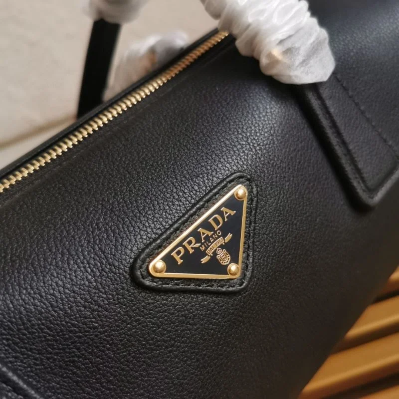 Timeless Prada Satchel Bags 45020