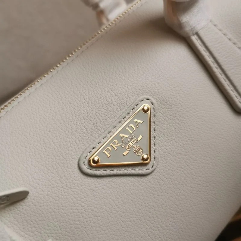 Prada Satchel Bags Durable 45019