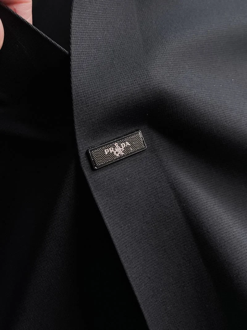 Affordable Prada Shirts 168013