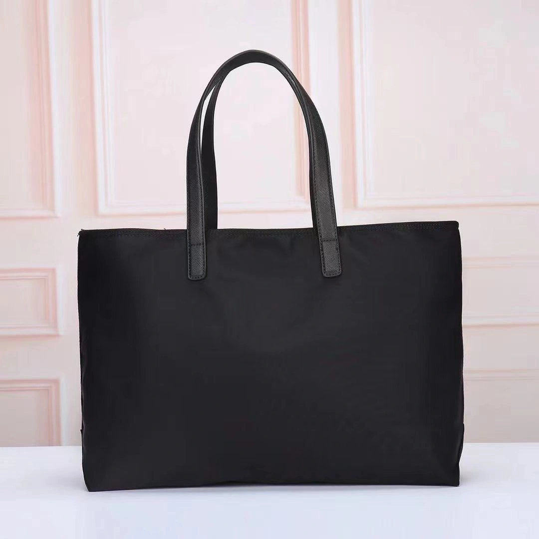 Prada Shopping Bags Durable 90614