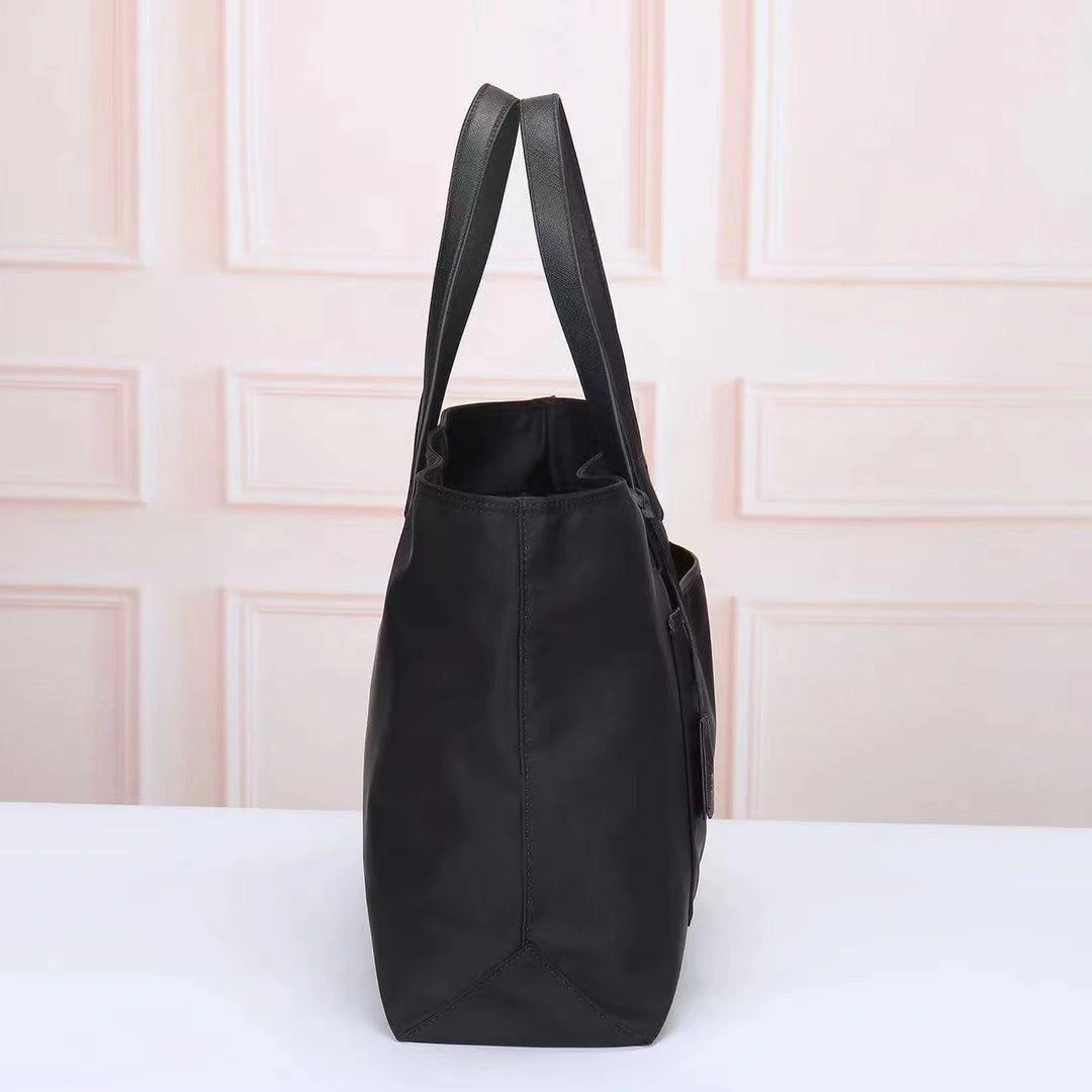 Prada Shopping Bags Durable 90614