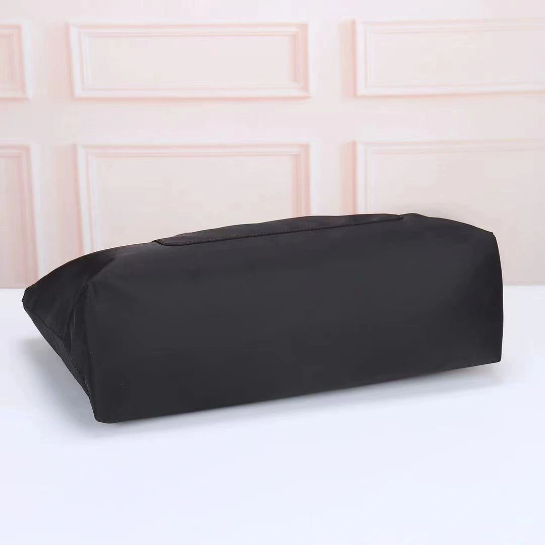 Prada Shopping Bags Durable 90614