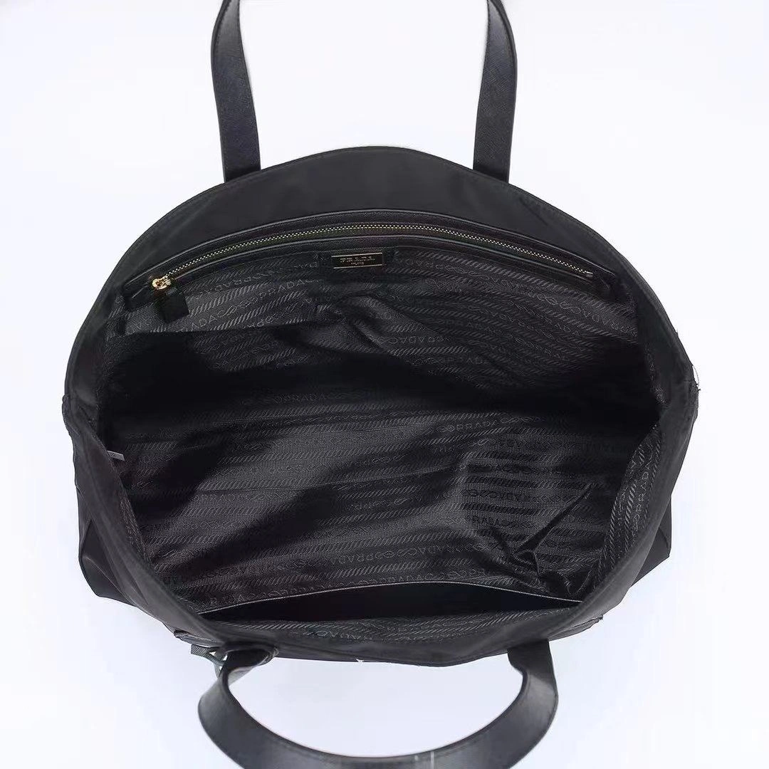 Prada Shopping Bags Durable 90614